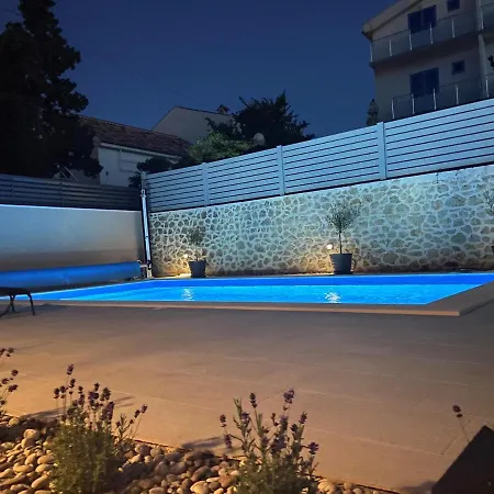 Mima Апартаменты Петрчане