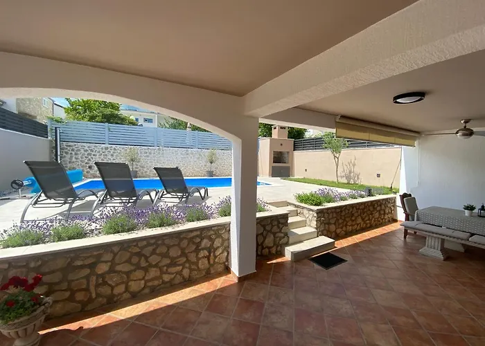 Mima Appartement Petrcane